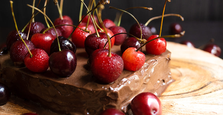 Cherry Chocolate Glaze Cake